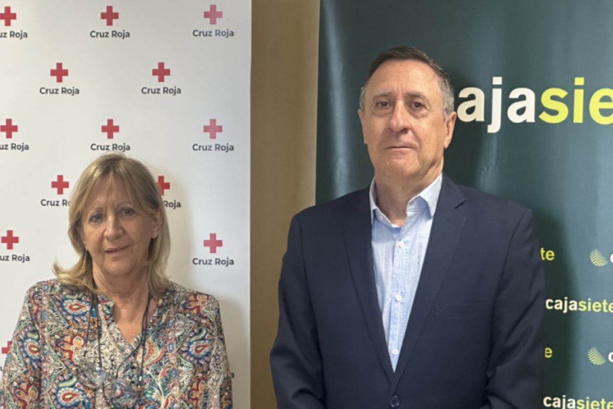 Firma de convenio entre la Fundación Cajasiete-Pedro Modesto Campos y Cruz Roja Española