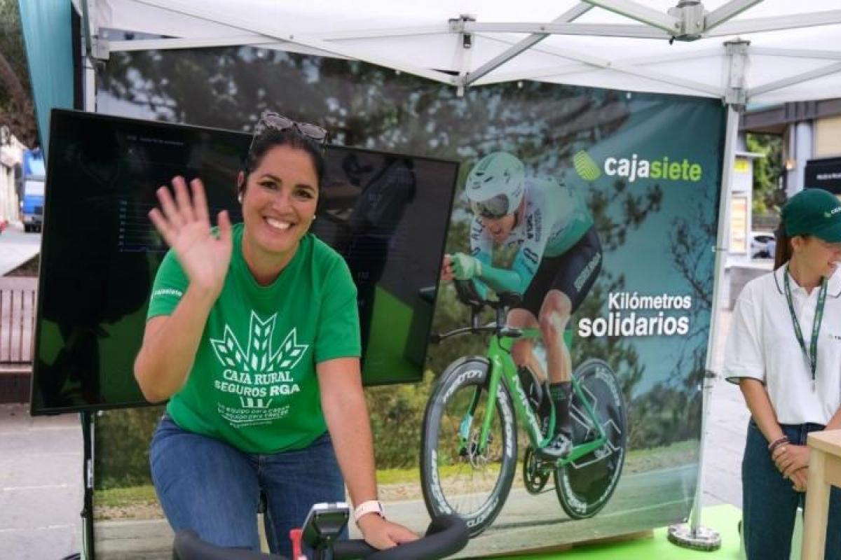 Pedaleando juntos por un mundo mejor 