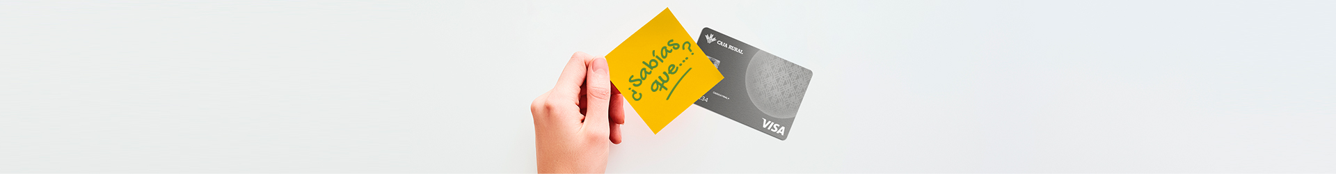 Campaña Aplazamiento de pagos - mano mujer sosteniendo un pos-it y tarjeta ruralvia Campaña Aplazamiento de pagos - mano mujer sosteniendo un pos-it y tarjeta ruralvia